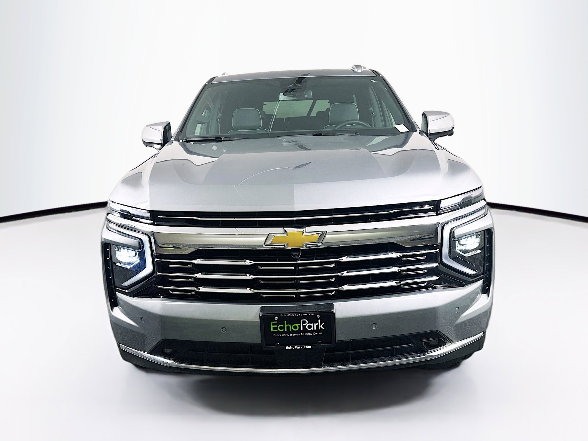 Used 2025 Chevrolet Tahoe Premier image 2