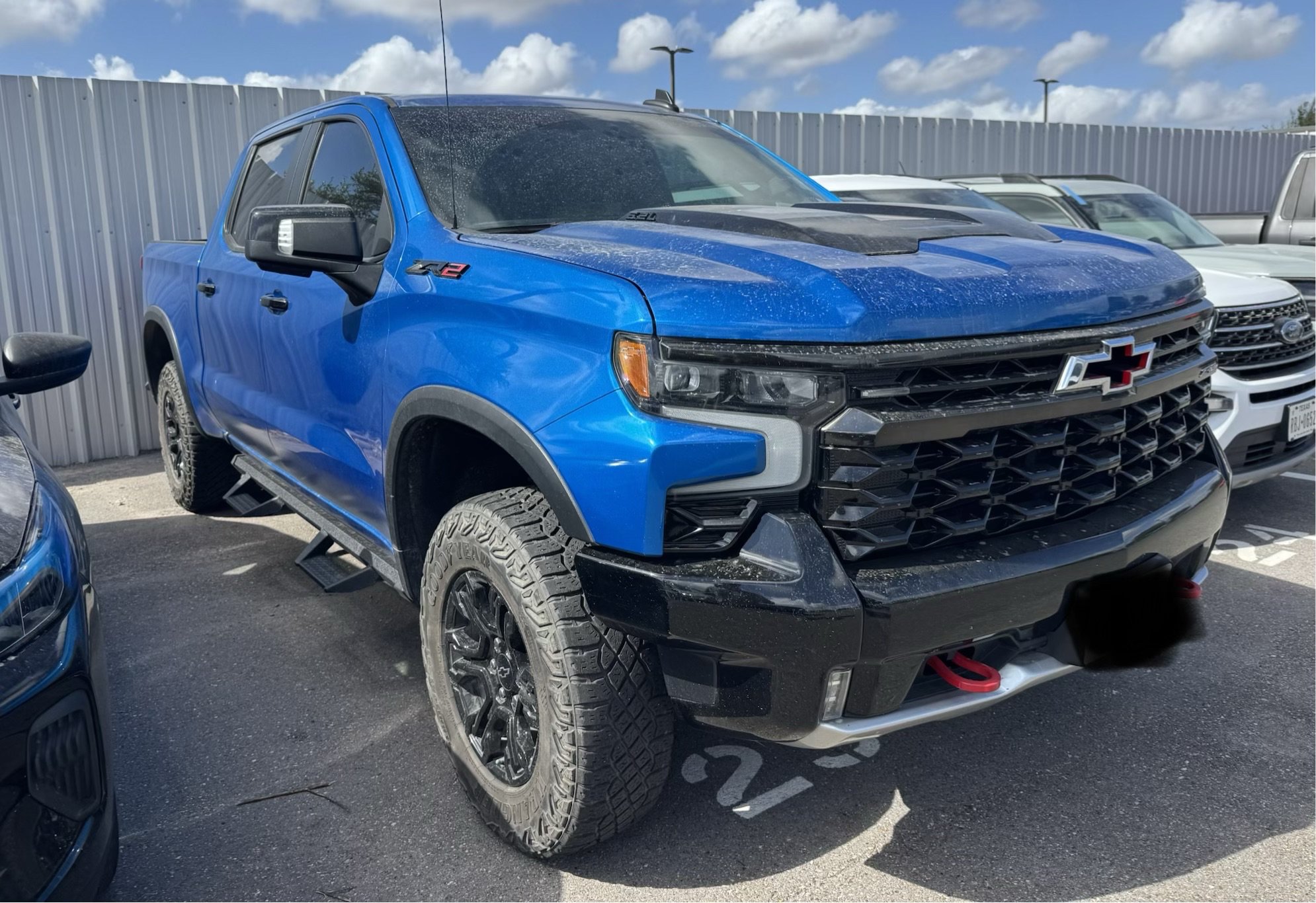Used 2023 Chevrolet Silverado 1500 ZR2 w/ Technology Package AWD/4WD image 5