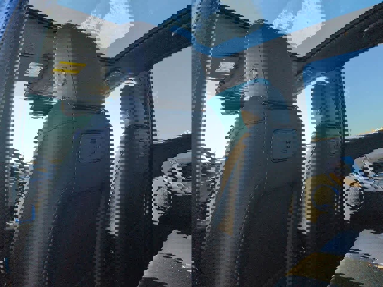 New 2026 Land Rover Discovery Sport Landmark image 16