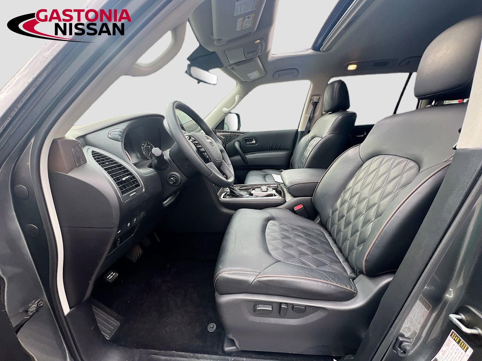 Used 2024 Nissan Armada Platinum w/ Captain's Chairs Package image 27