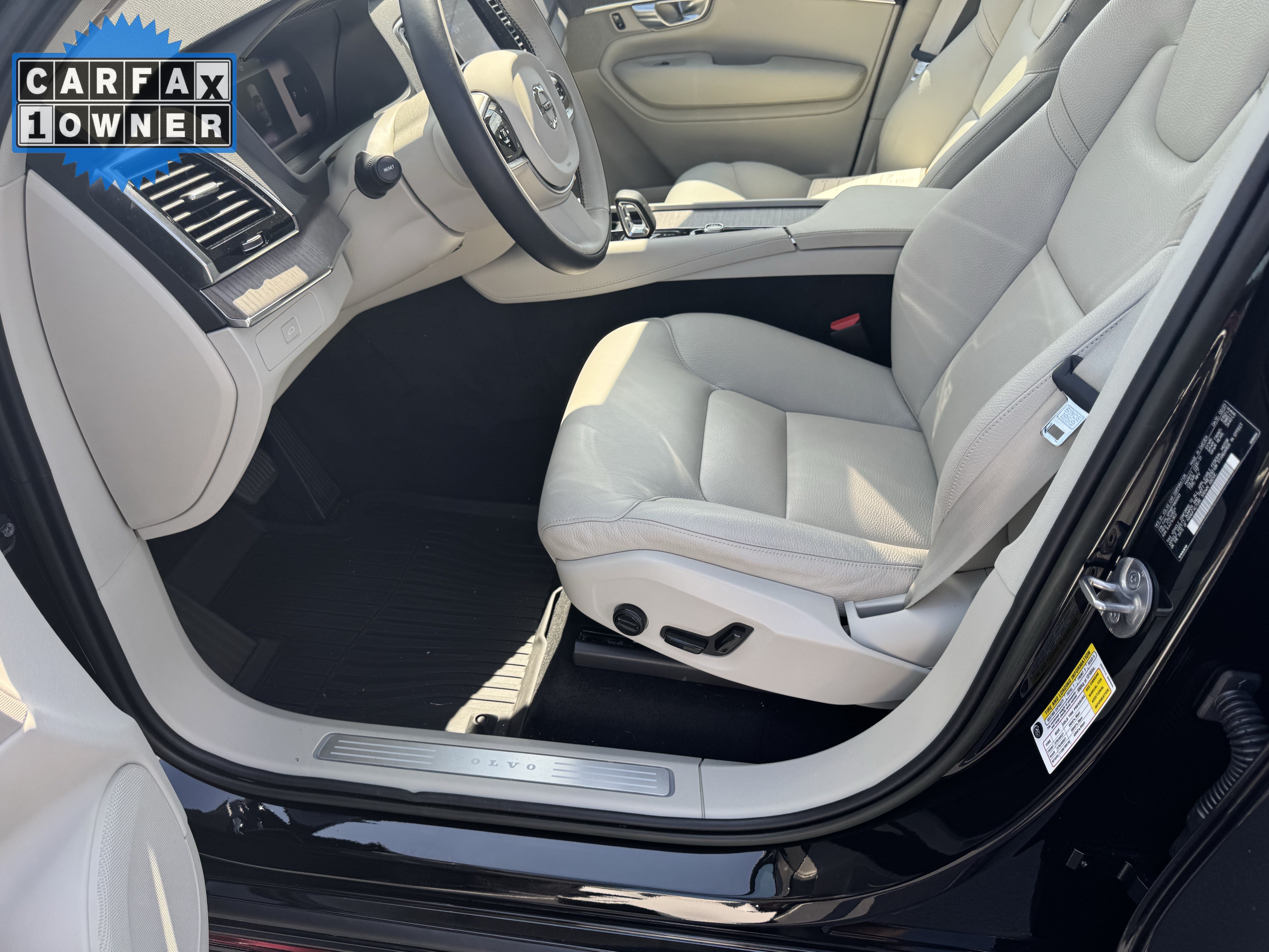 Used 2023 Volvo XC90 B5 Plus w/ Protection Package Premier AWD/4WD image 16