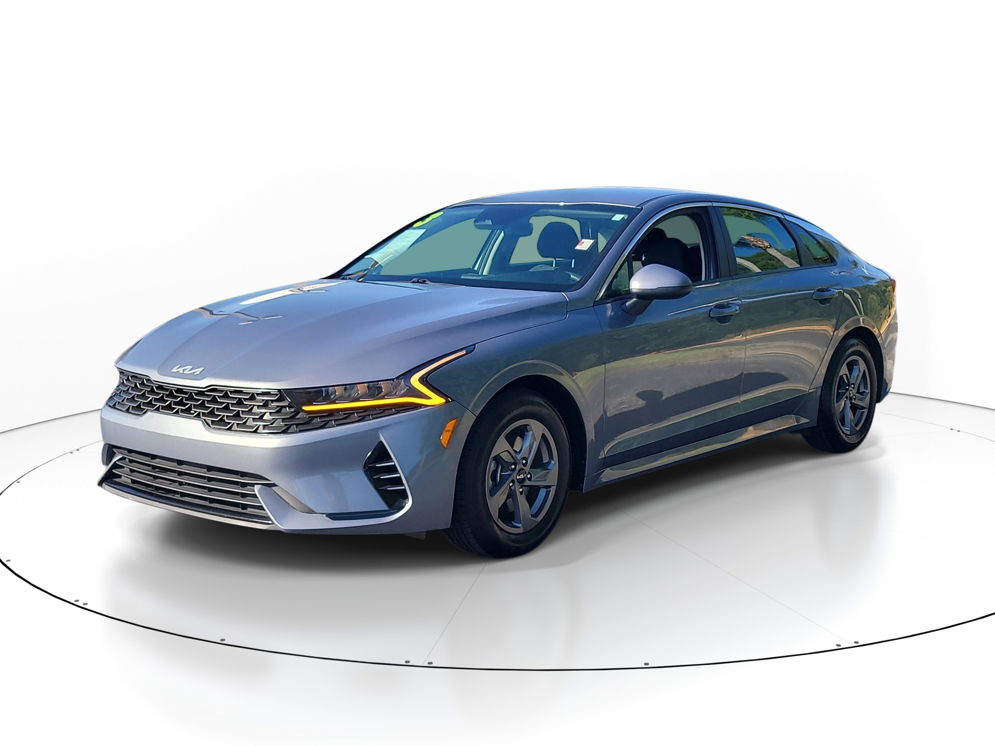 Used 2023 Kia K5 LXS image 3