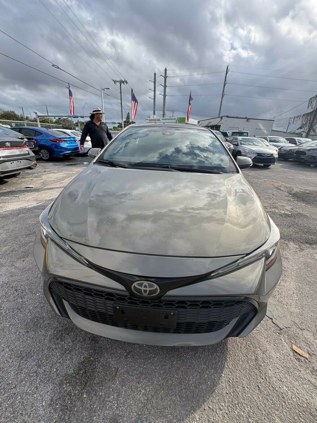 Used 2020 Toyota Corolla SE image 2
