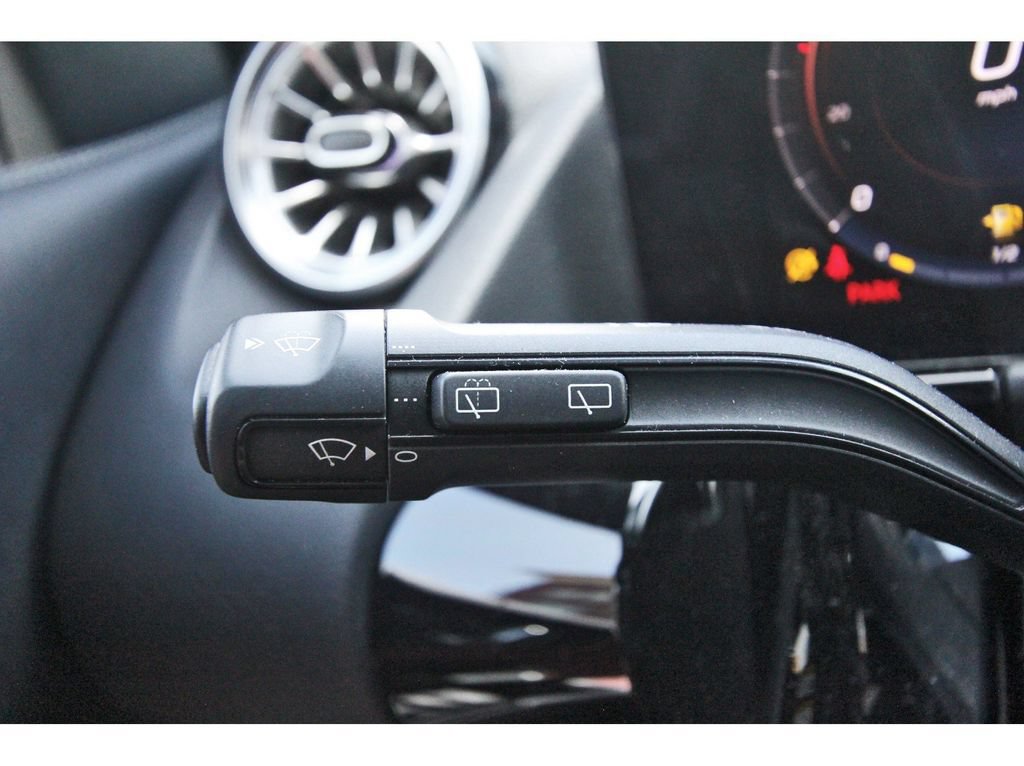 Used 2023 Mercedes-Benz GLA 250 image 20