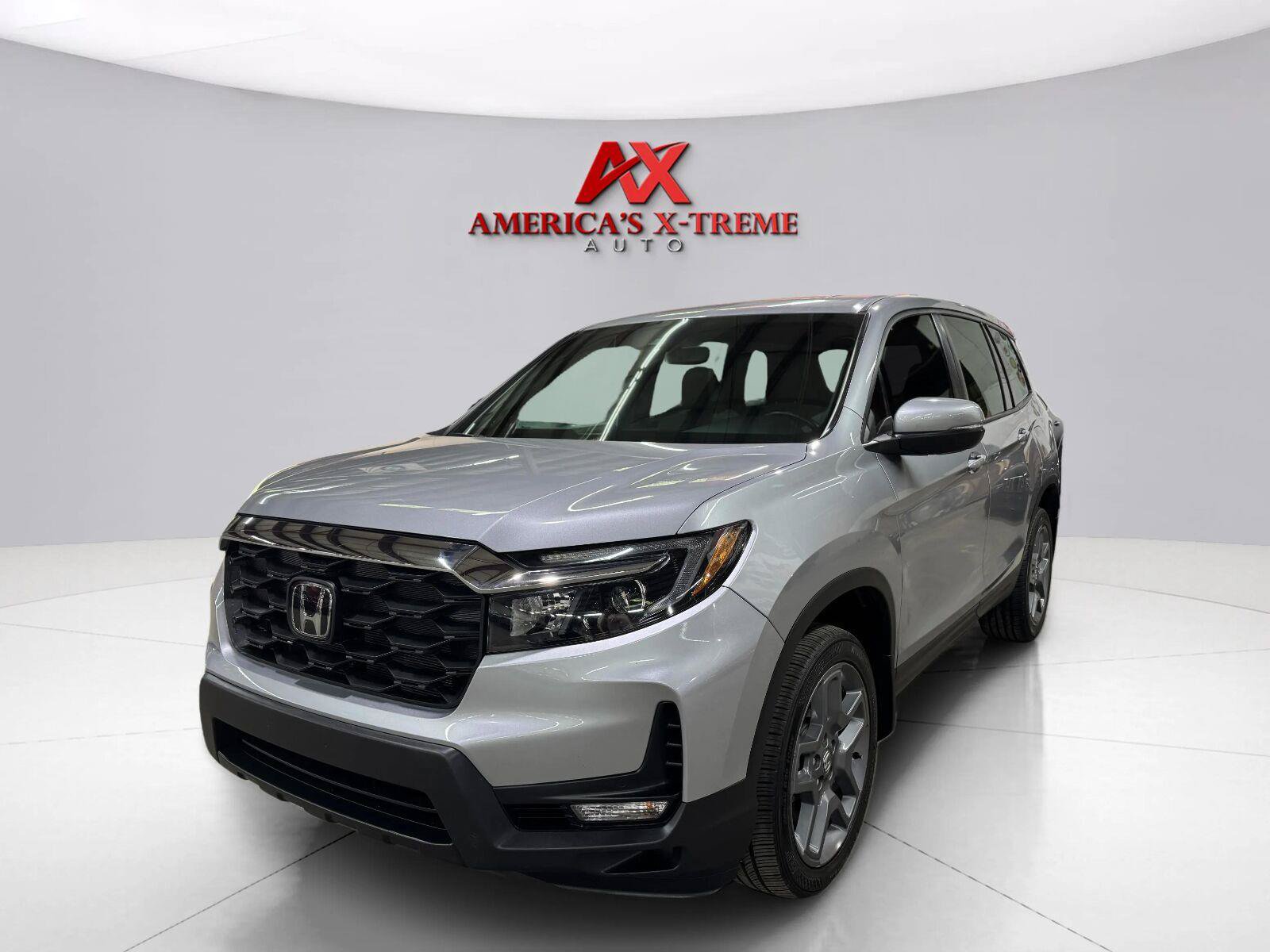 Used 2023 Honda Passport EX-L image 2