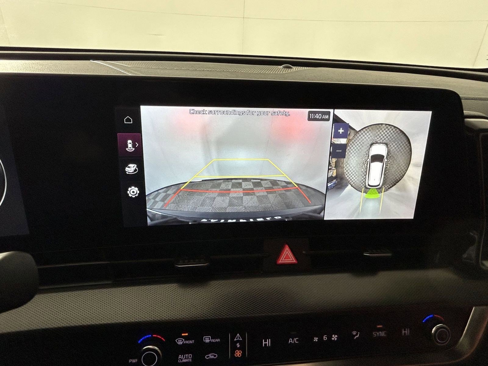 Used 2024 Kia Sportage SX image 9