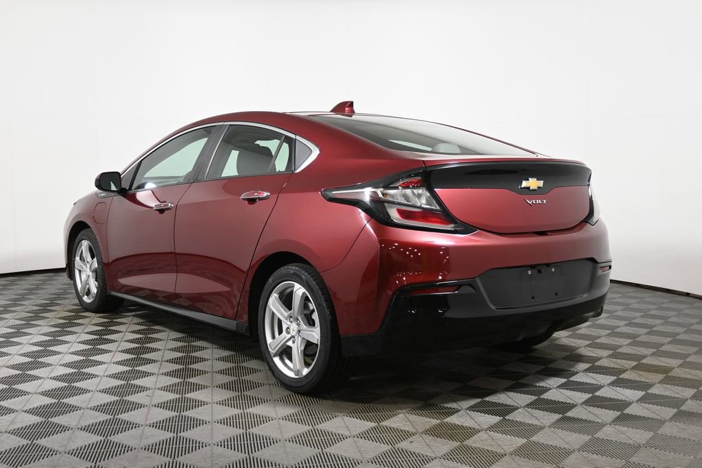 Used 2017 Chevrolet Volt LT w/ Comfort Package FWD image 9