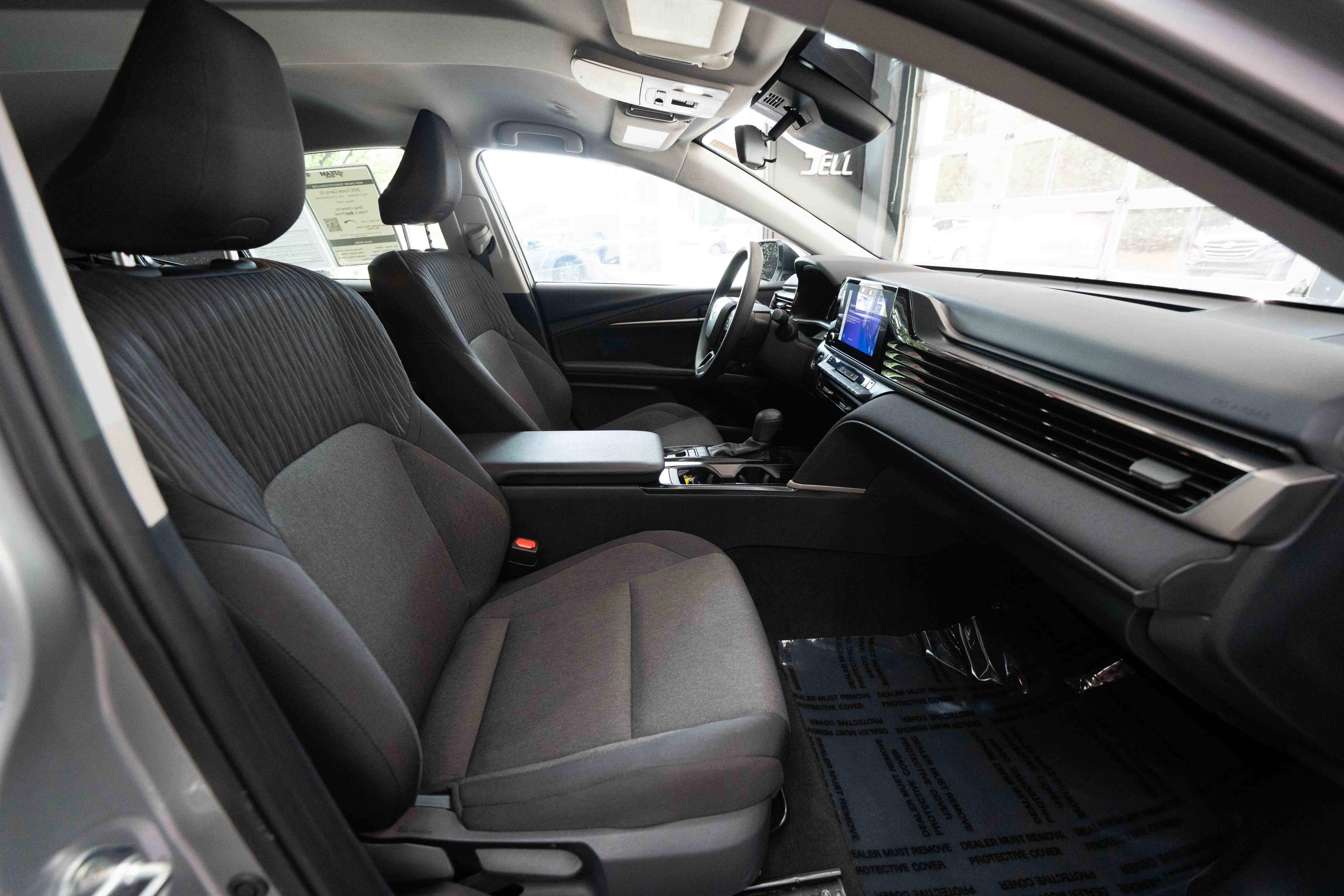 Used 2025 Toyota Camry LE FWD image 26