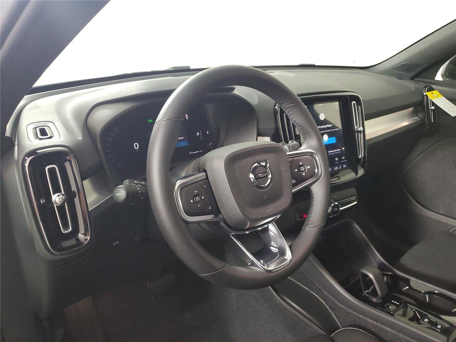 New 2026 Volvo XC40 B5 Ultra w/ Climate Package AWD/4WD image 25