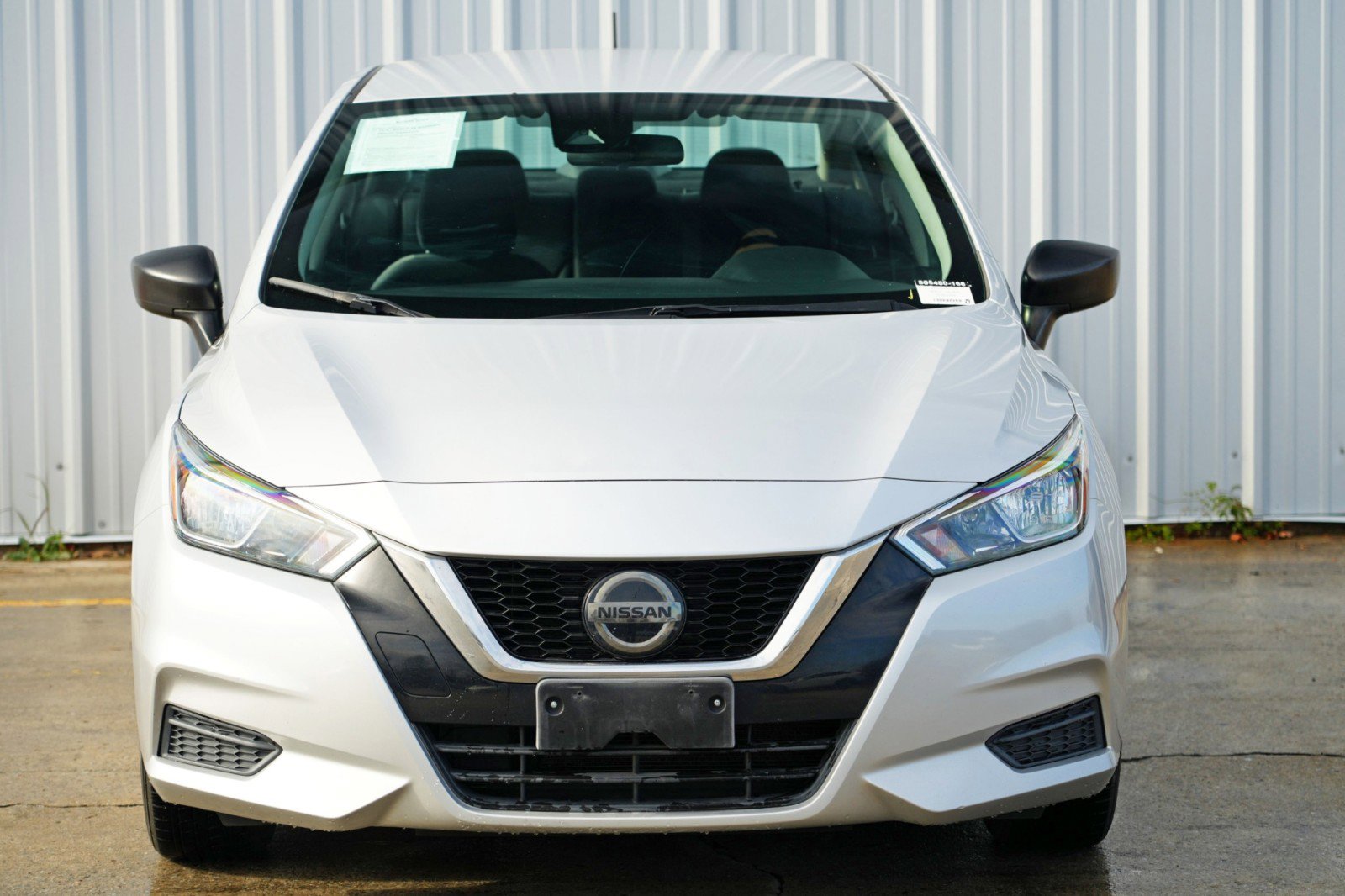 Used 2020 Nissan Versa S image 39