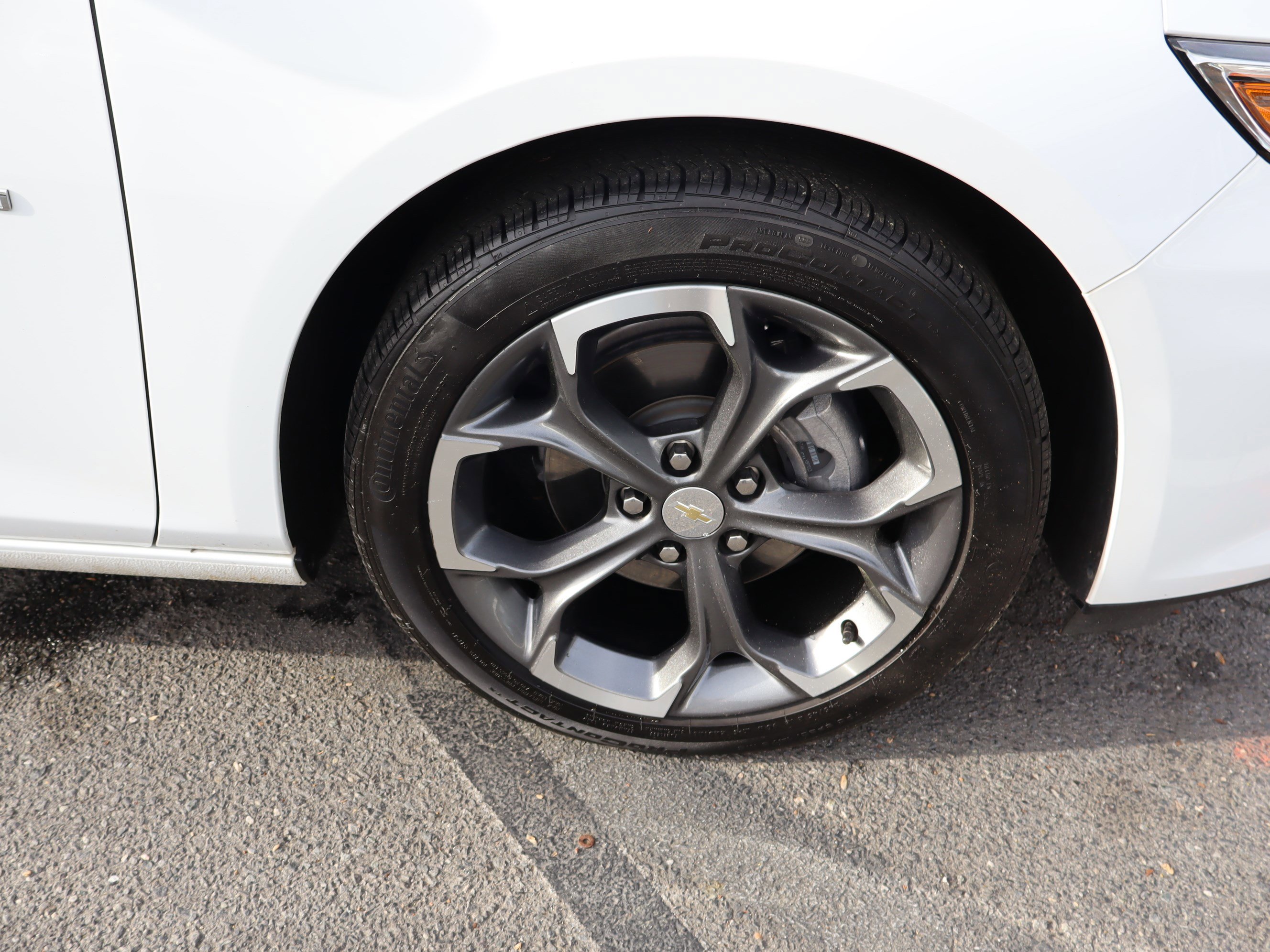 Used 2024 Chevrolet Malibu LT image 38