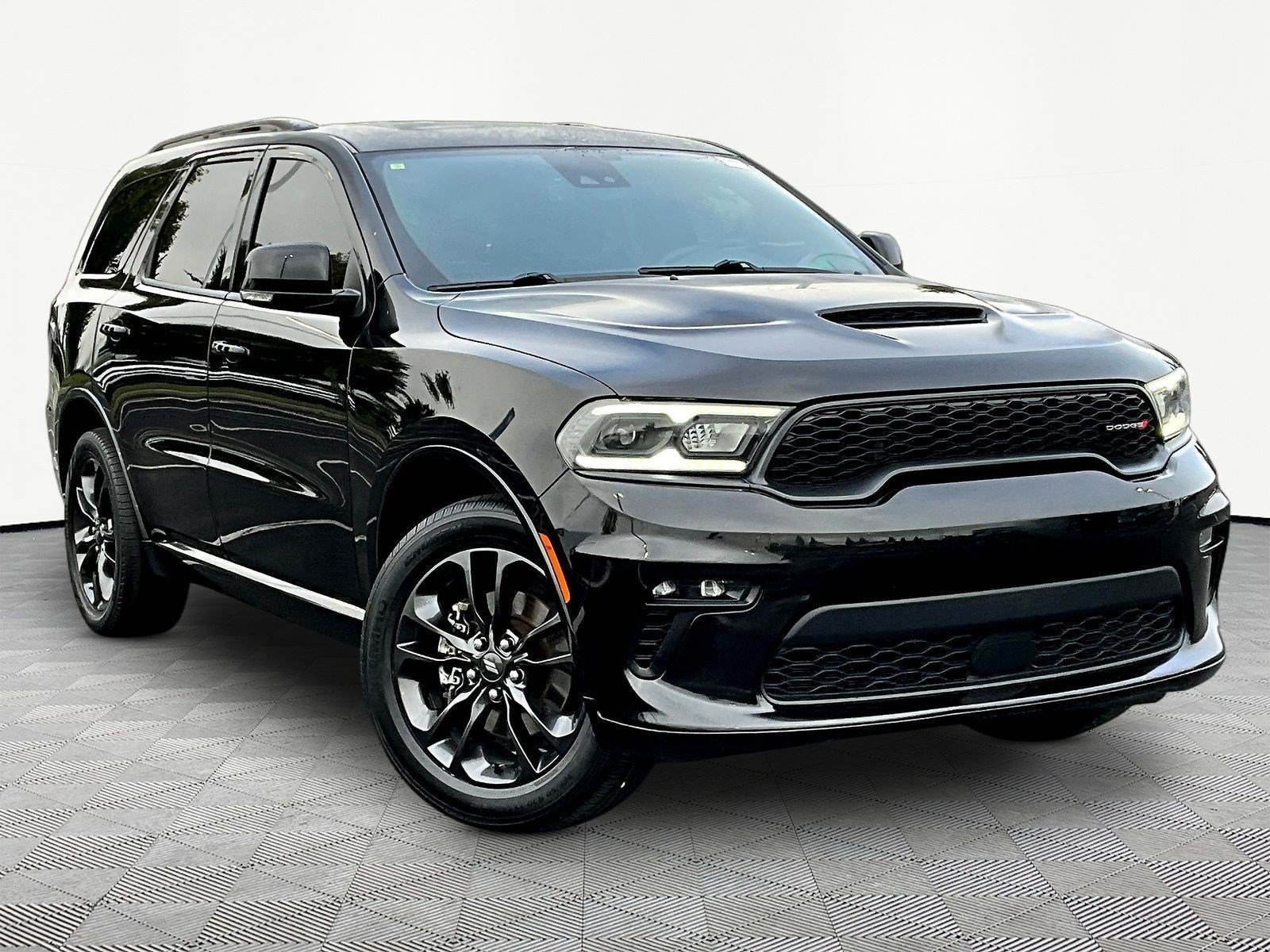 Used 2023 Dodge Durango GT AWD/4WD image 3