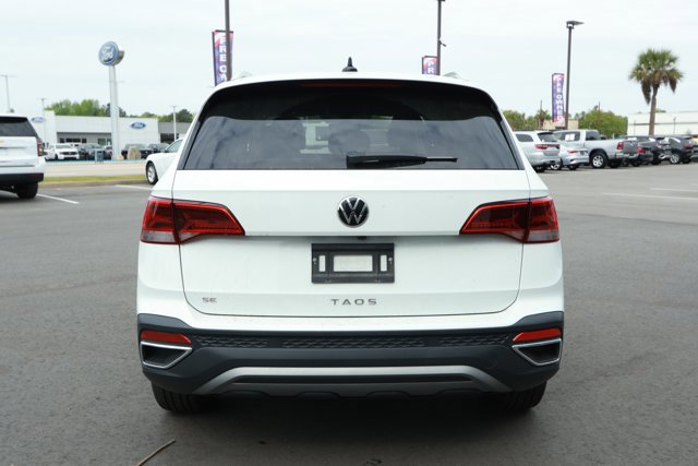 Used 2023 Volkswagen Taos SE FWD image 7