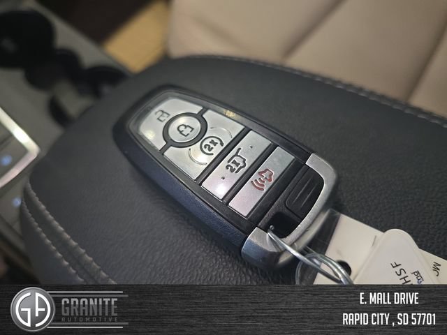 Used 2020 Ford Escape SEL AWD/4WD image 29