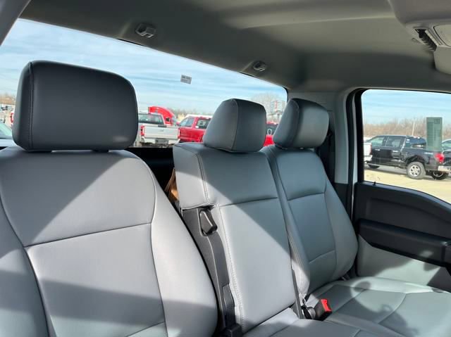 New 2024 Ford F550 4x4 Regular Cab Super Duty image 38