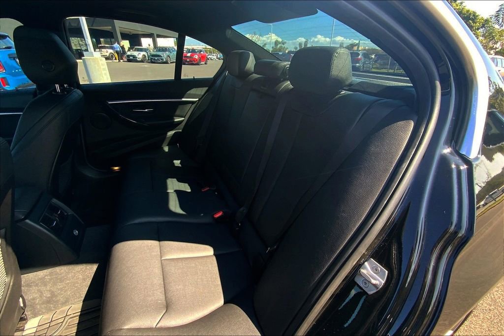 Used 2017 BMW 330i Sedan image 25
