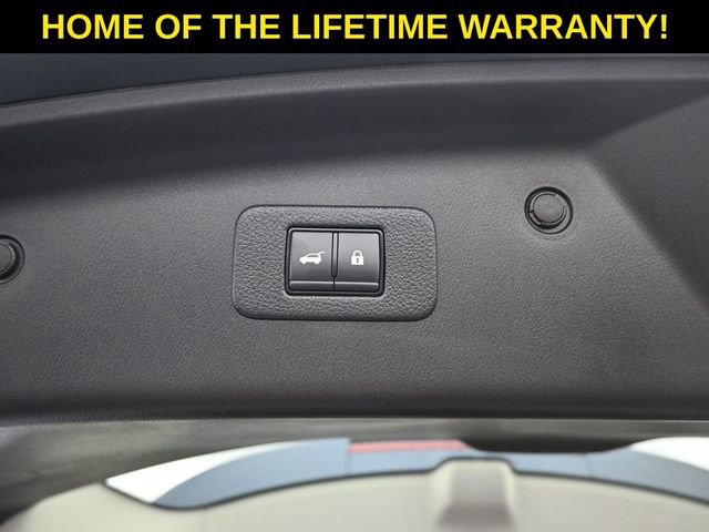 Used 2024 Nissan Armada Platinum w/ Captain's Chairs Package image 45