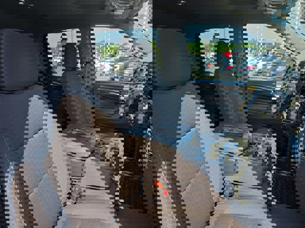 Used 2022 Chevrolet Silverado 1500 LT image 22