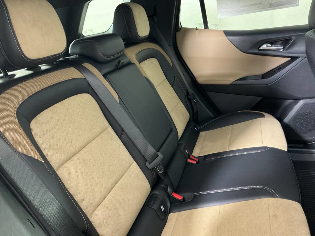 New 2027 Chevrolet Equinox ACTIV w/ Safety and Technology Package AWD/4WD image 12