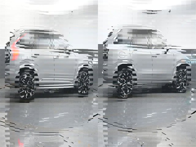 Used 2026 Volvo XC90 B6 Plus w/ Protection Package Premier AWD/4WD image 8