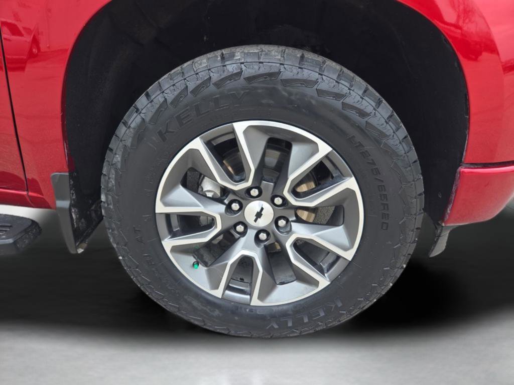 Used 2024 Chevrolet Silverado 1500 RST w/ Convenience Package II image 32