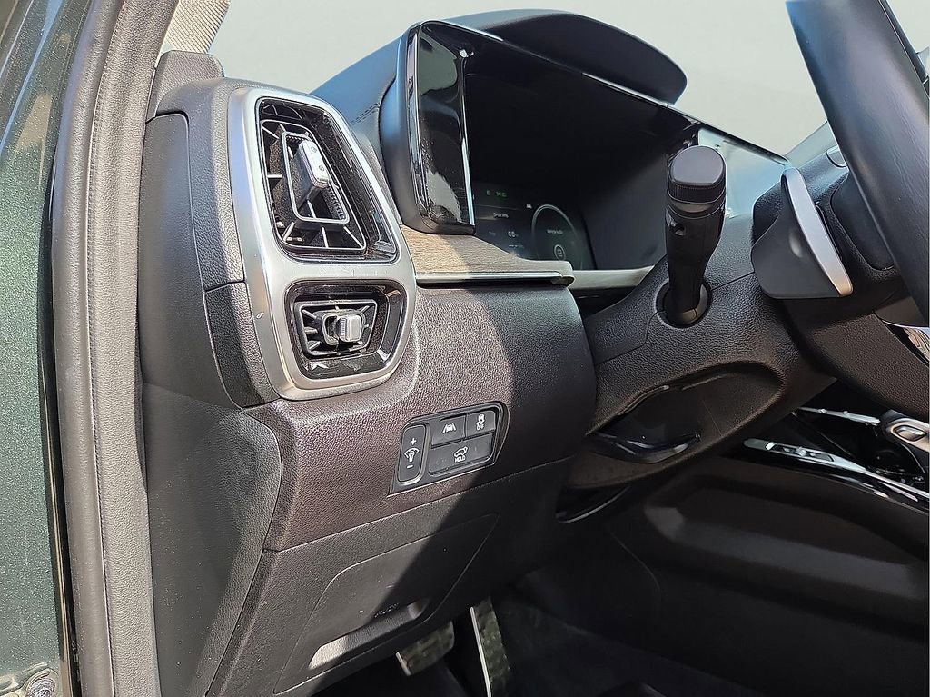 Used 2023 Kia Sorento SX Prestige image 16