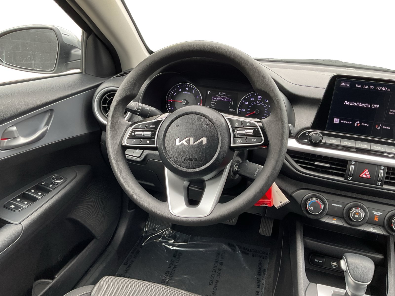 Used 2023 Kia Forte LXS FWD image 11