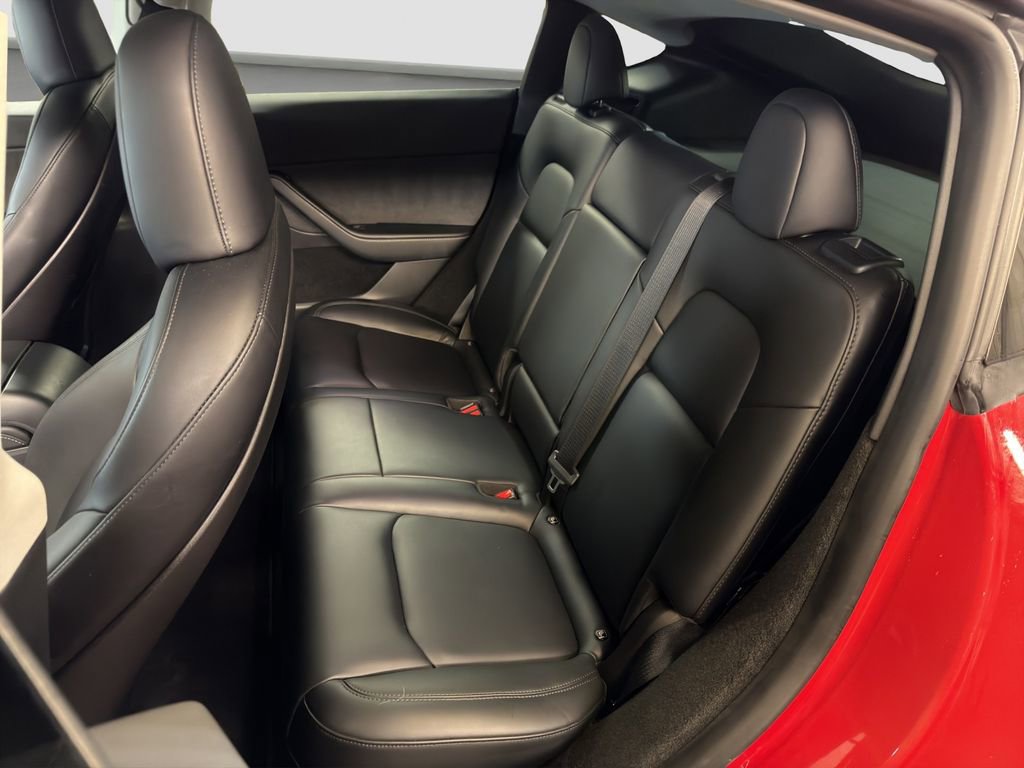 Used 2023 Tesla Model Y Long Range AWD/4WD image 12