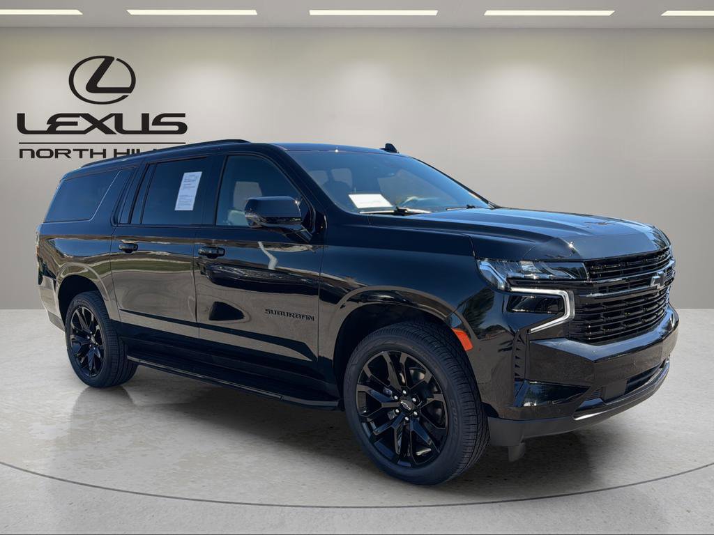 Used 2023 Chevrolet Suburban RST w/ Luxury Package image 4