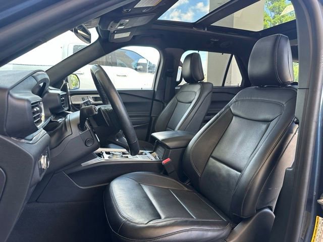 Used 2020 Ford Explorer Limited RWD image 12
