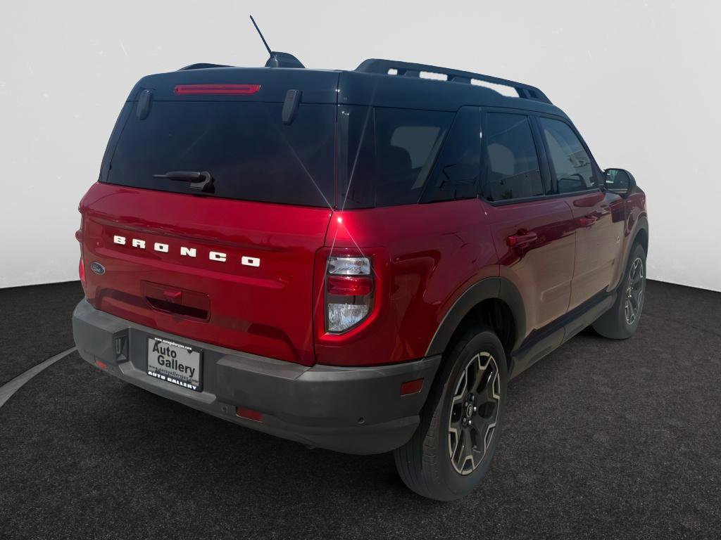 Used 2025 Ford Bronco Sport Outer Banks w/ Outer Banks Tech Package+ AWD/4WD image 3