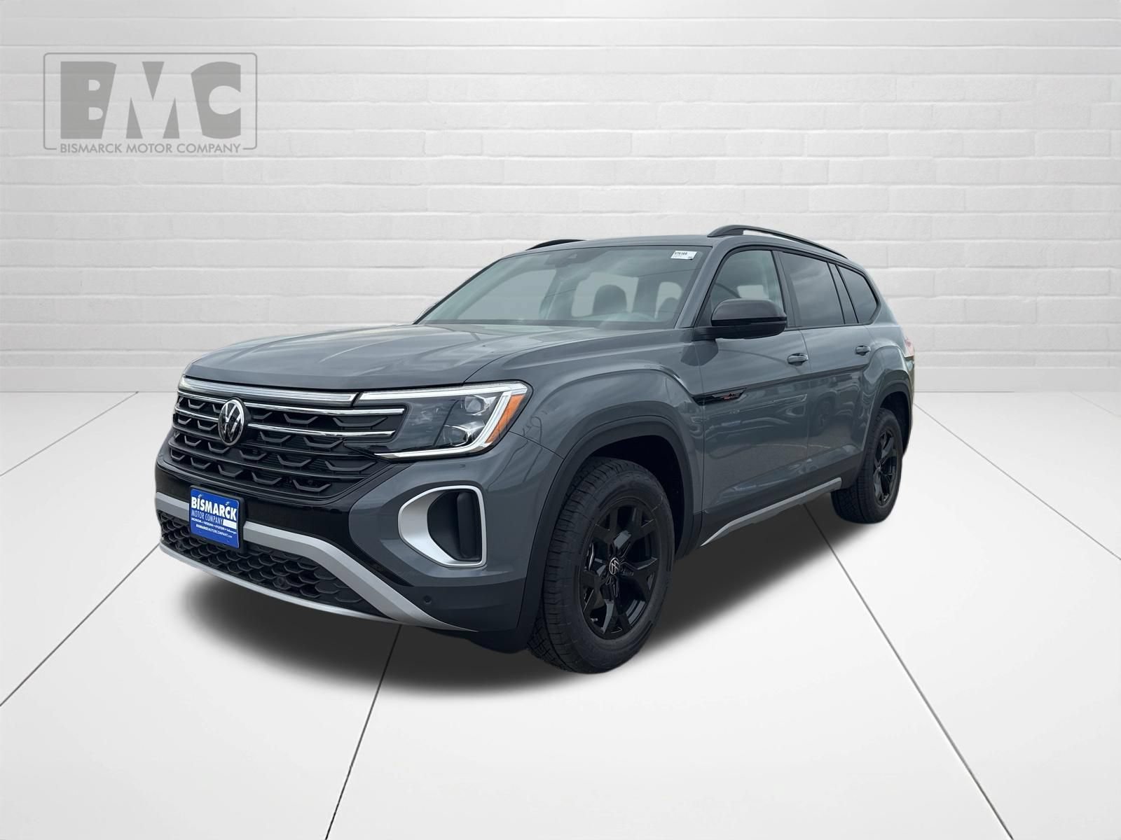 New 2026 Volkswagen Atlas Peak Edition AWD/4WD image 1