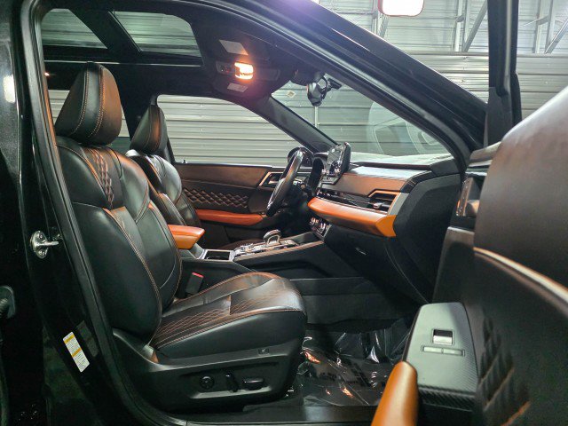 Used 2023 Mitsubishi Outlander SEL 40th Anniversary AWD/4WD image 14