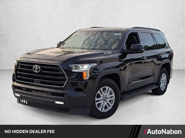 Used 2025 Toyota Sequoia SR5 AWD/4WD image 1