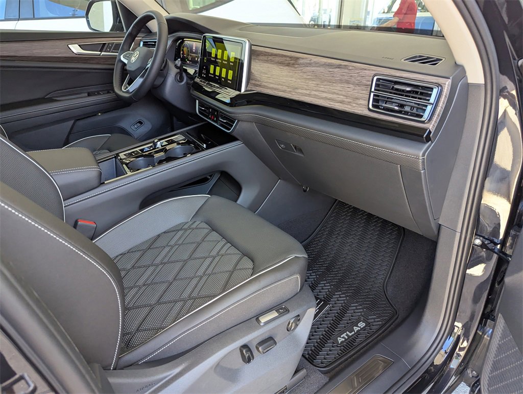 New 2026 Volkswagen Atlas SEL Premium R-Line image 41