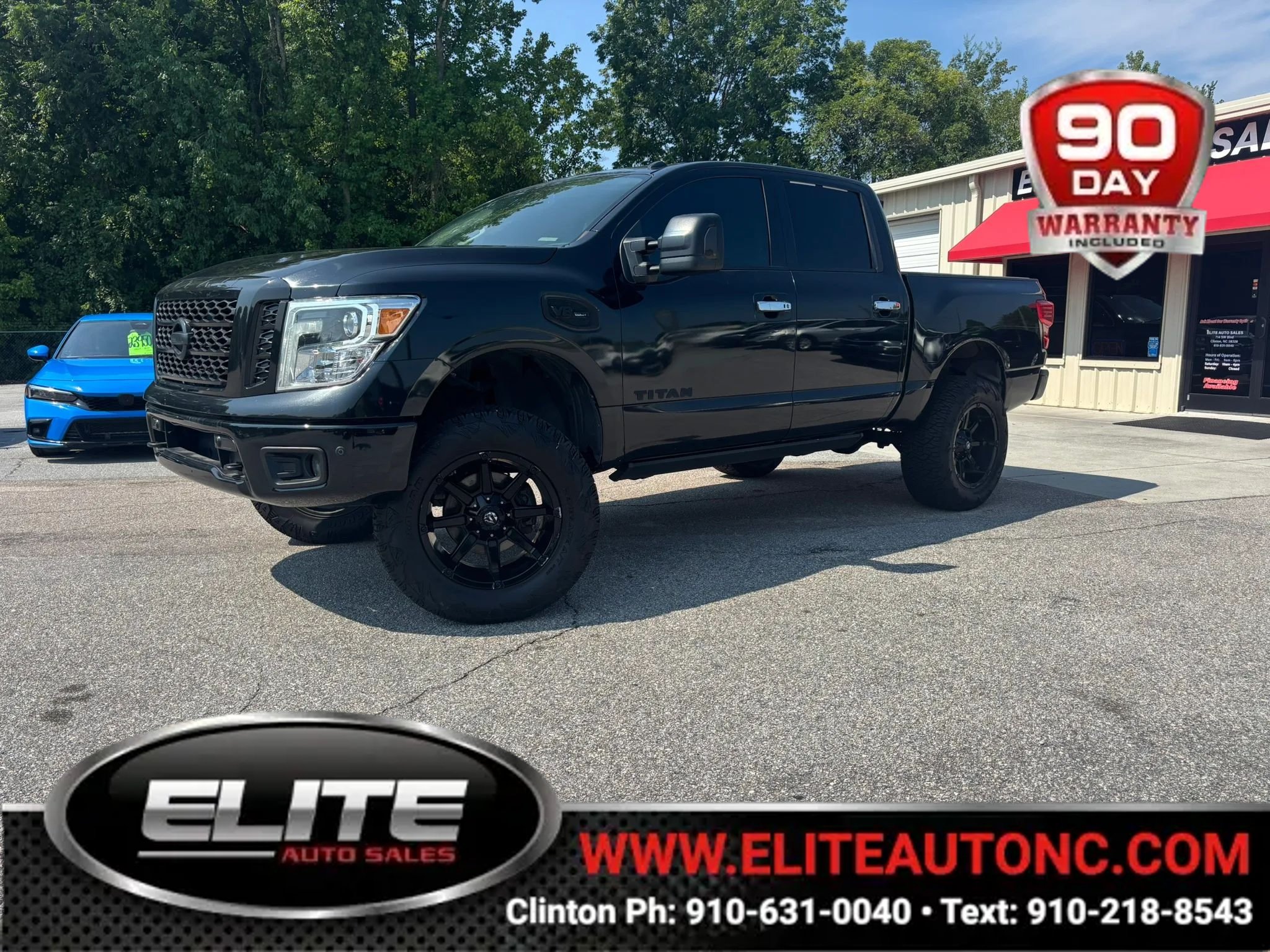 Used 2017 Nissan Titan SL w/ SL Towing Convenience Package RWD image 1