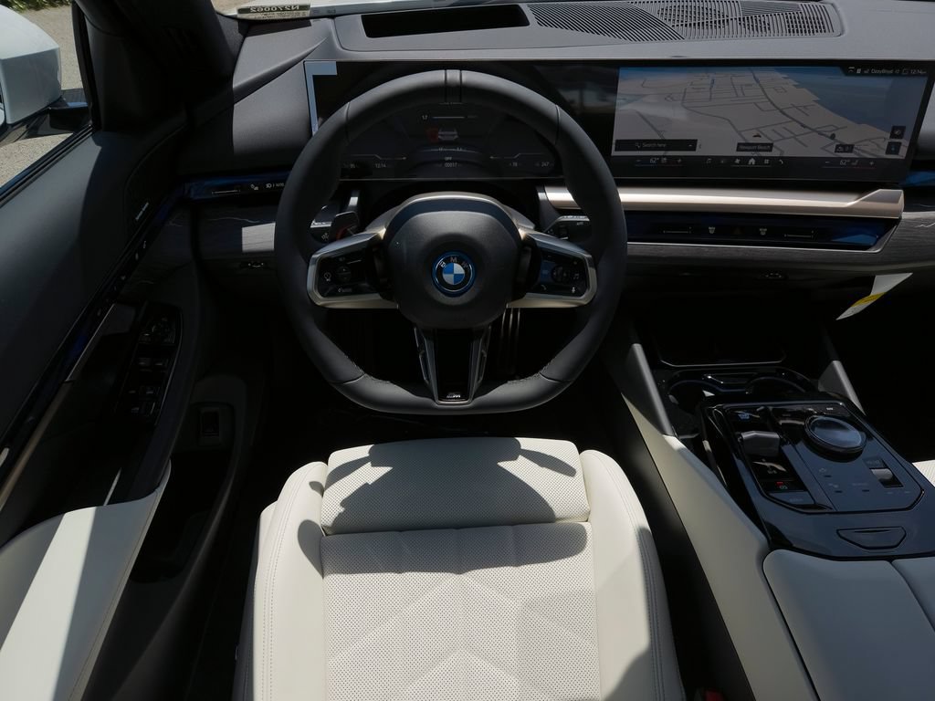 New 2027 BMW i5 eDrive40 w/ M Sport Package RWD image 16