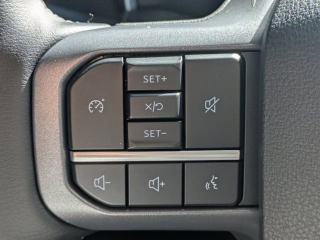 Used 2025 Ford F450 Lariat image 17