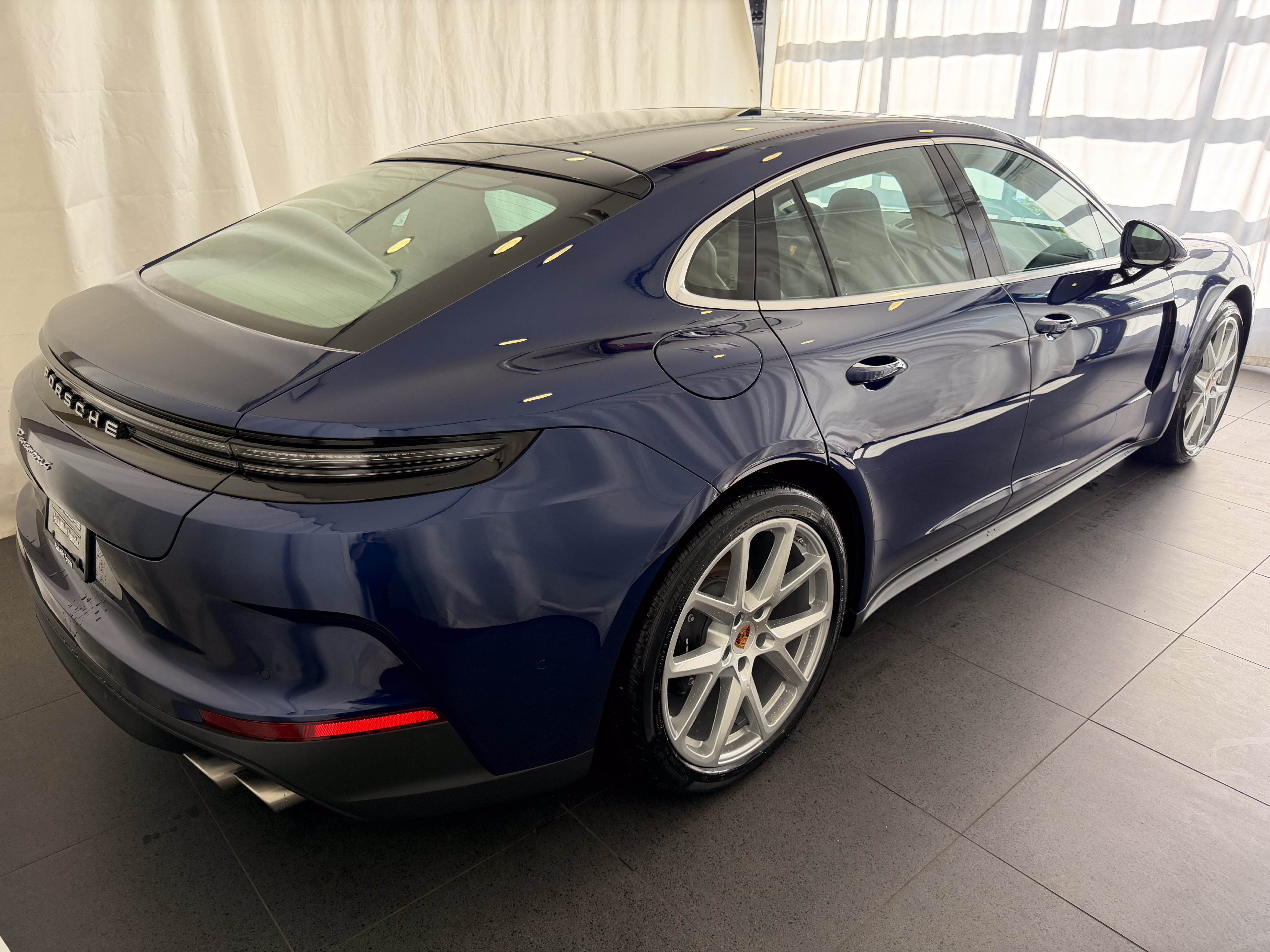 New 2026 Porsche Panamera 4 AWD/4WD image 9