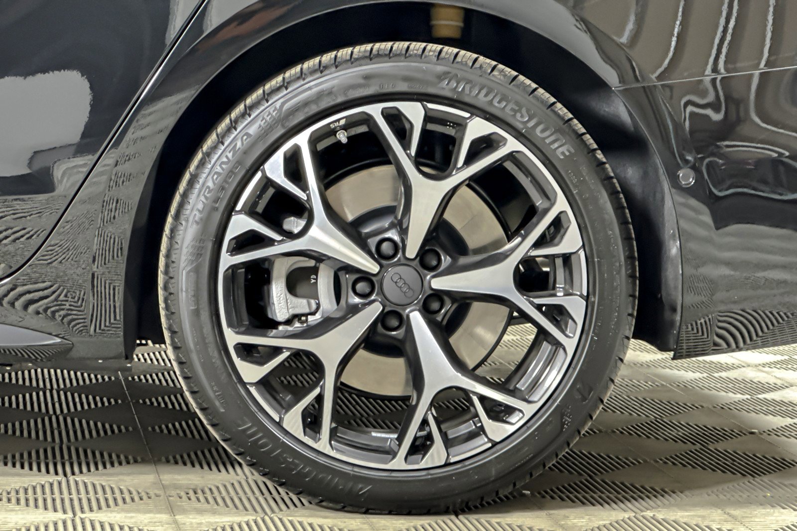 New 2026 Audi A6 Premium Plus image 22