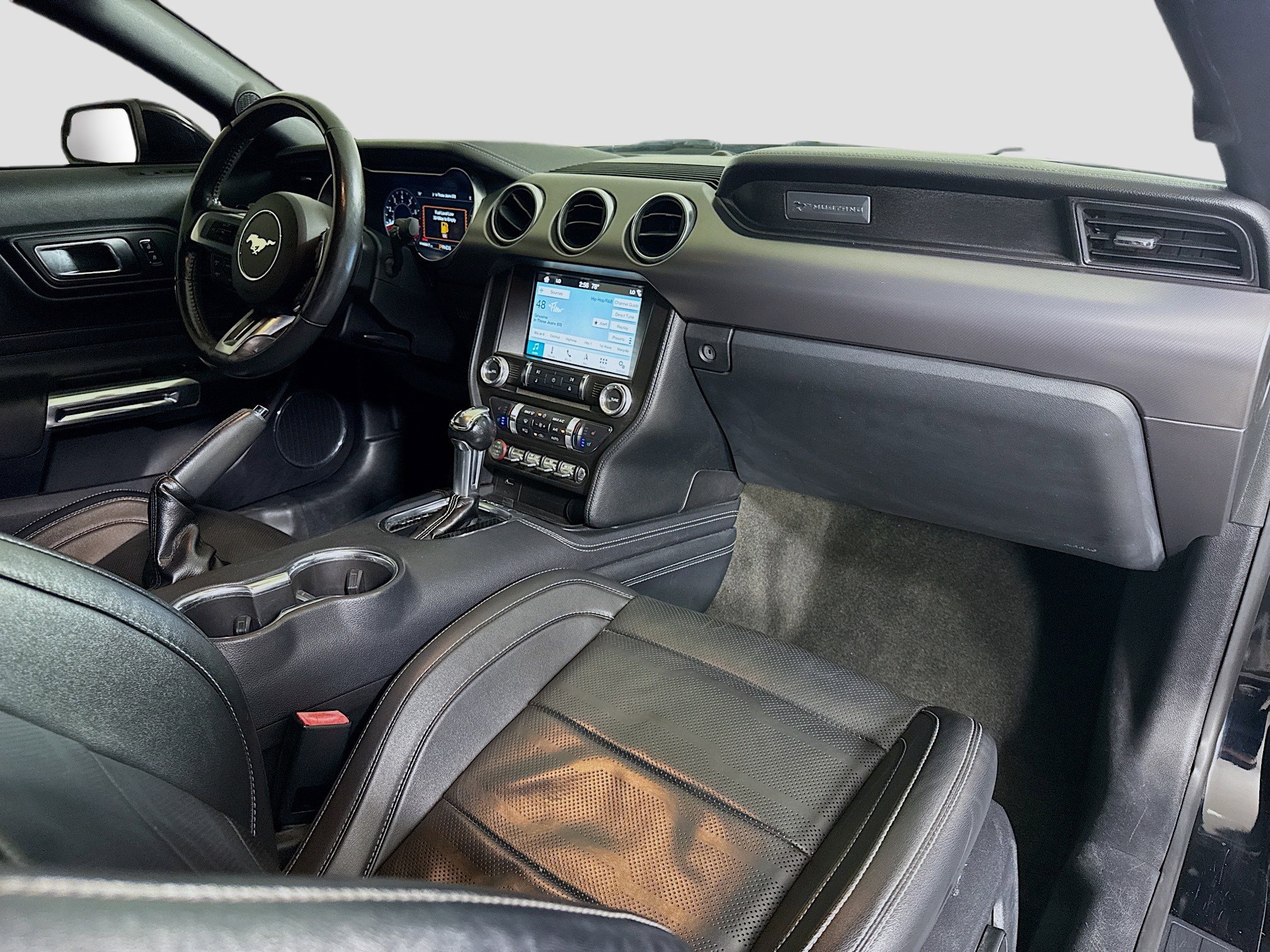 Used 2018 Ford Mustang Premium w/ Equipment Group 201A image 29