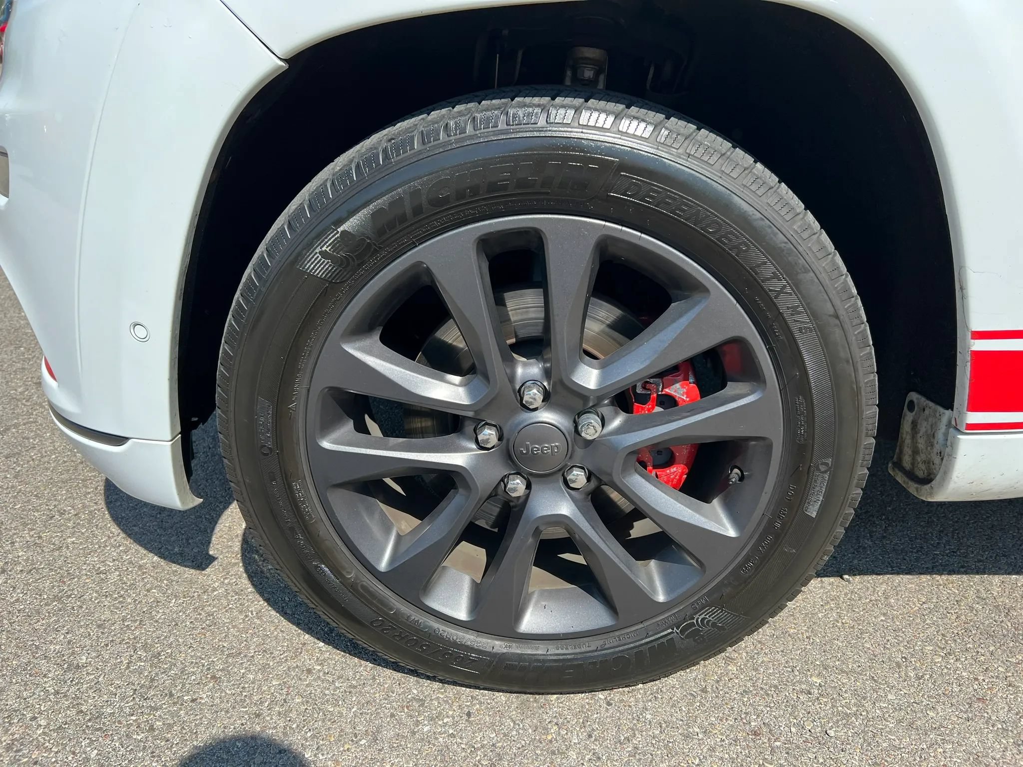 Used 2018 Jeep Grand Cherokee High Altitude AWD/4WD image 9