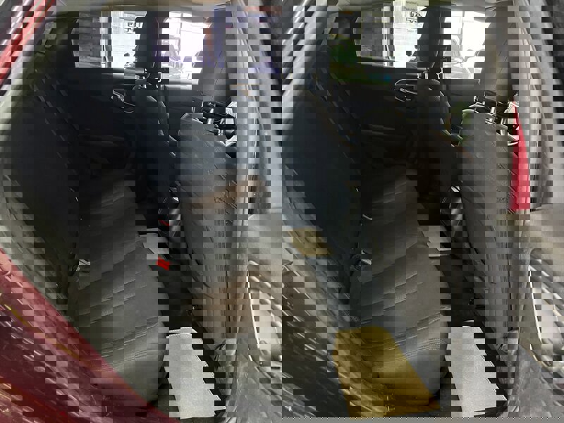 Used 2015 Chrysler 200 Limited w/ Convenience Group image 16