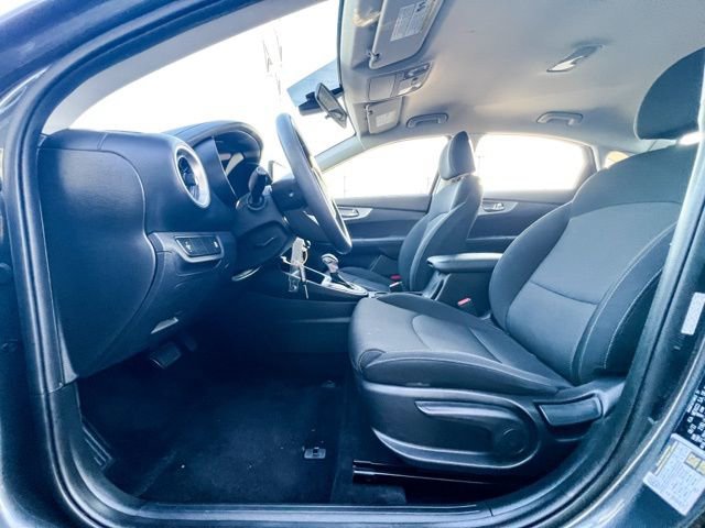 Certified 2022 Kia Forte LXS image 43