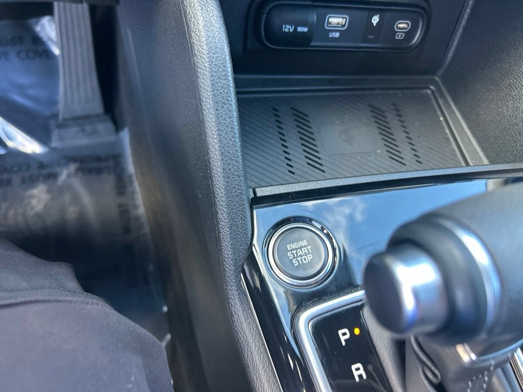 Used 2025 Kia Sportage EX FWD image 40