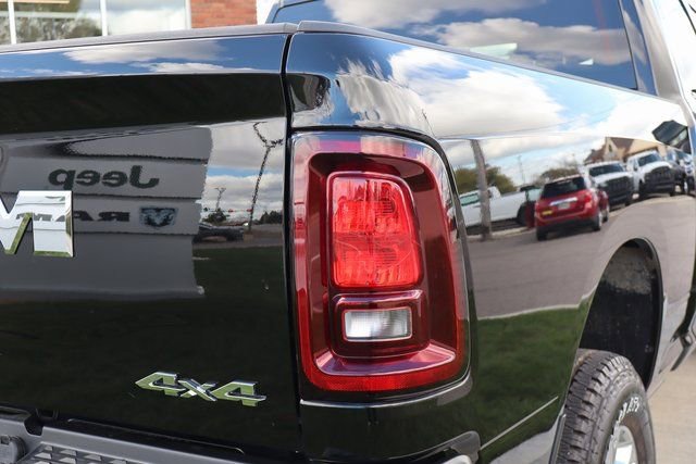 Used 2025 RAM 2500 Big Horn AWD/4WD image 39