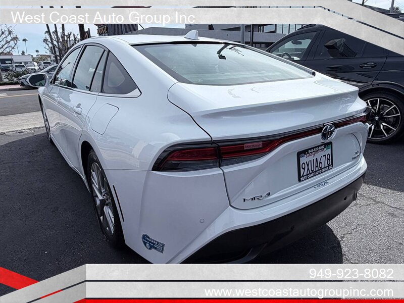 Used 2021 Toyota Mirai XLE w/ Advanced Technology Package RWD image 5