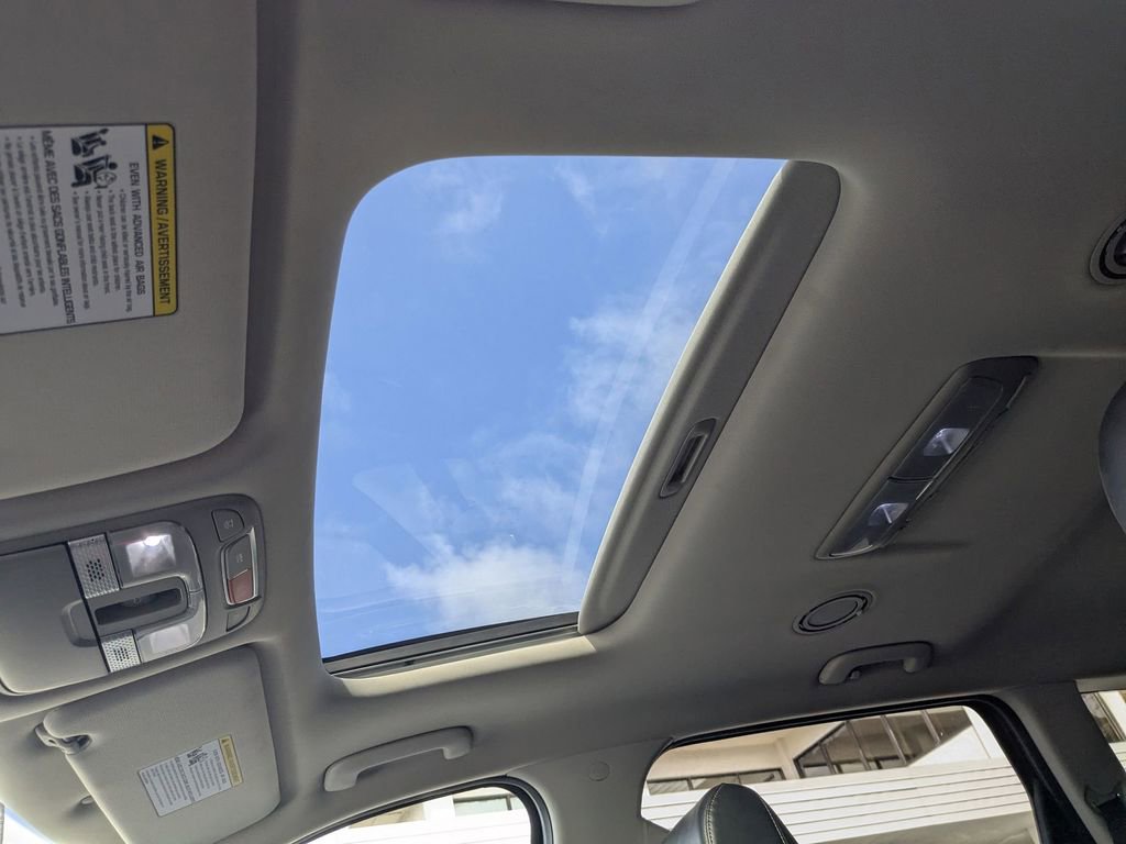 Used 2025 Kia Telluride S image 21