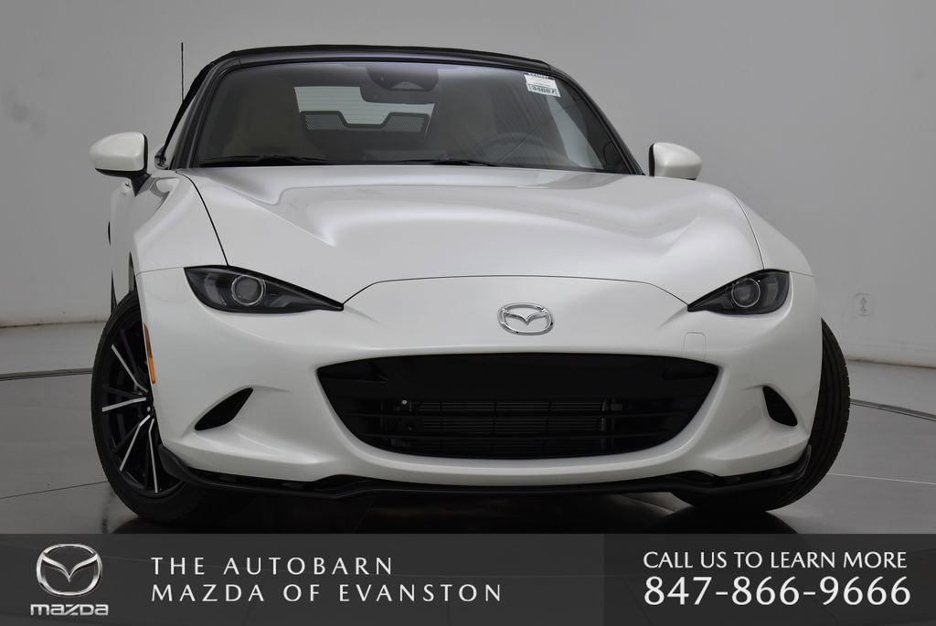 New 2025 MAZDA MX-5 Miata Grand Touring w/ Appearance Package image 4
