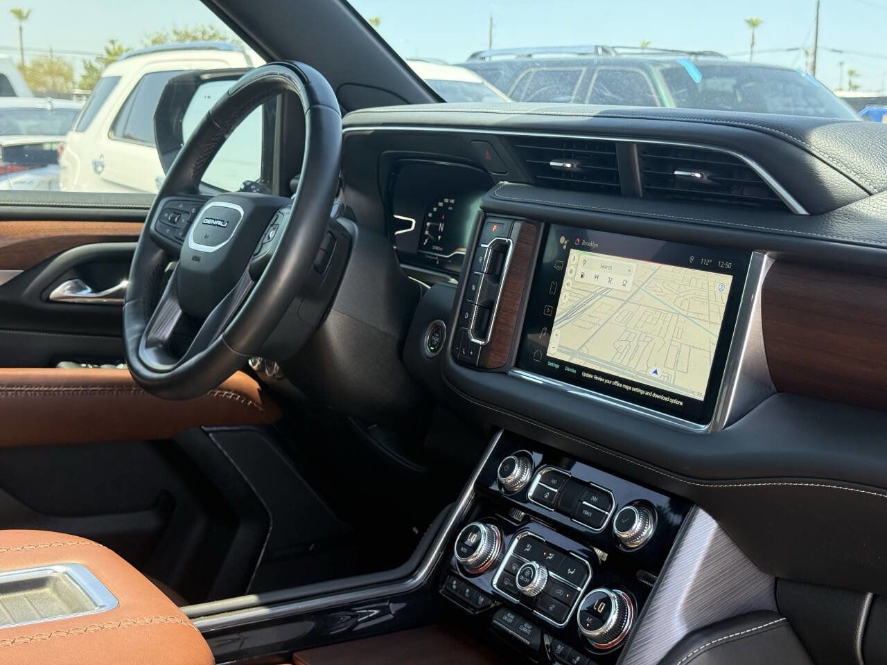 Used 2023 GMC Yukon Denali Ultimate image 43